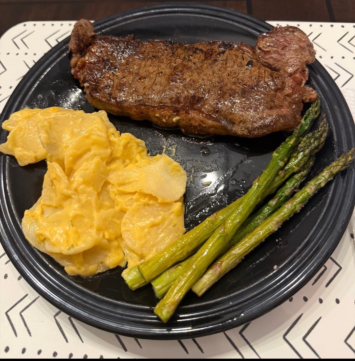 Pan Seared NY Strip Scalloped Potatoes Asparagus