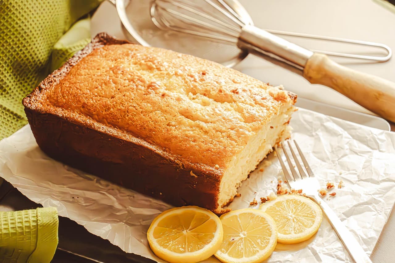 15-Min Lemon Ricotta Cake with Candied Lemon
