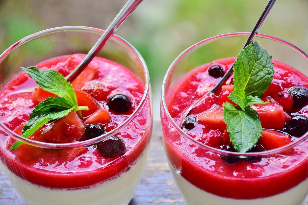 No-Bake Berry Panna Cotta