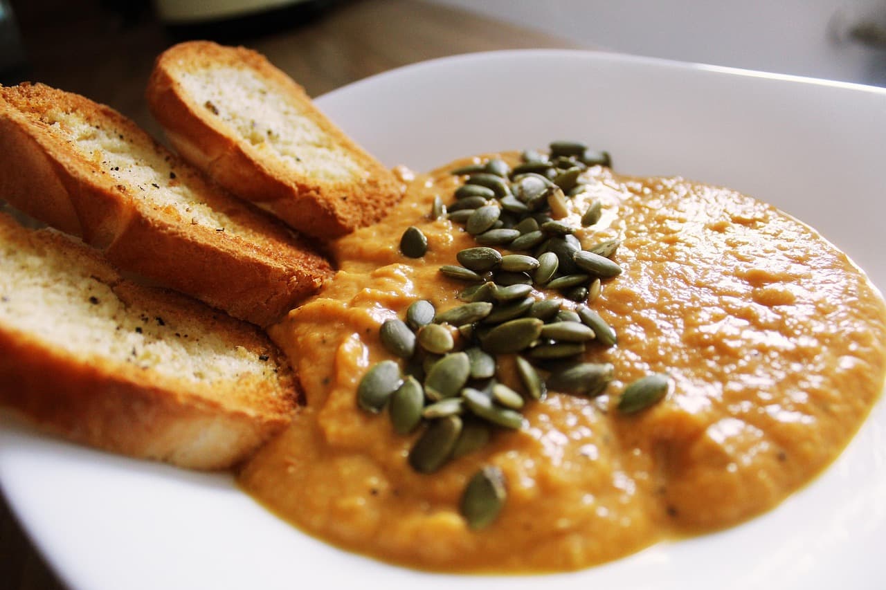 Creamy Turkish Red Lentil Soup with Crispy Bread
