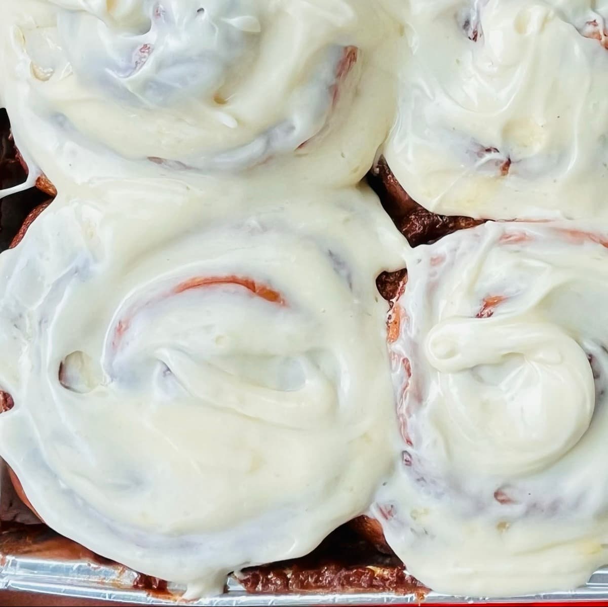 Jumbo Overnight Cinnamon Rolls