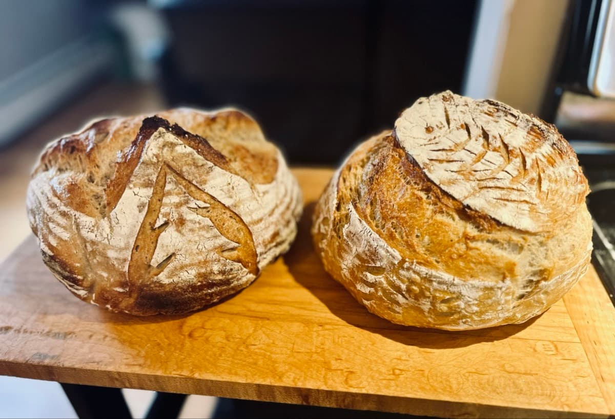 Artisan Sourdough Bread (Dutch Oven Method)