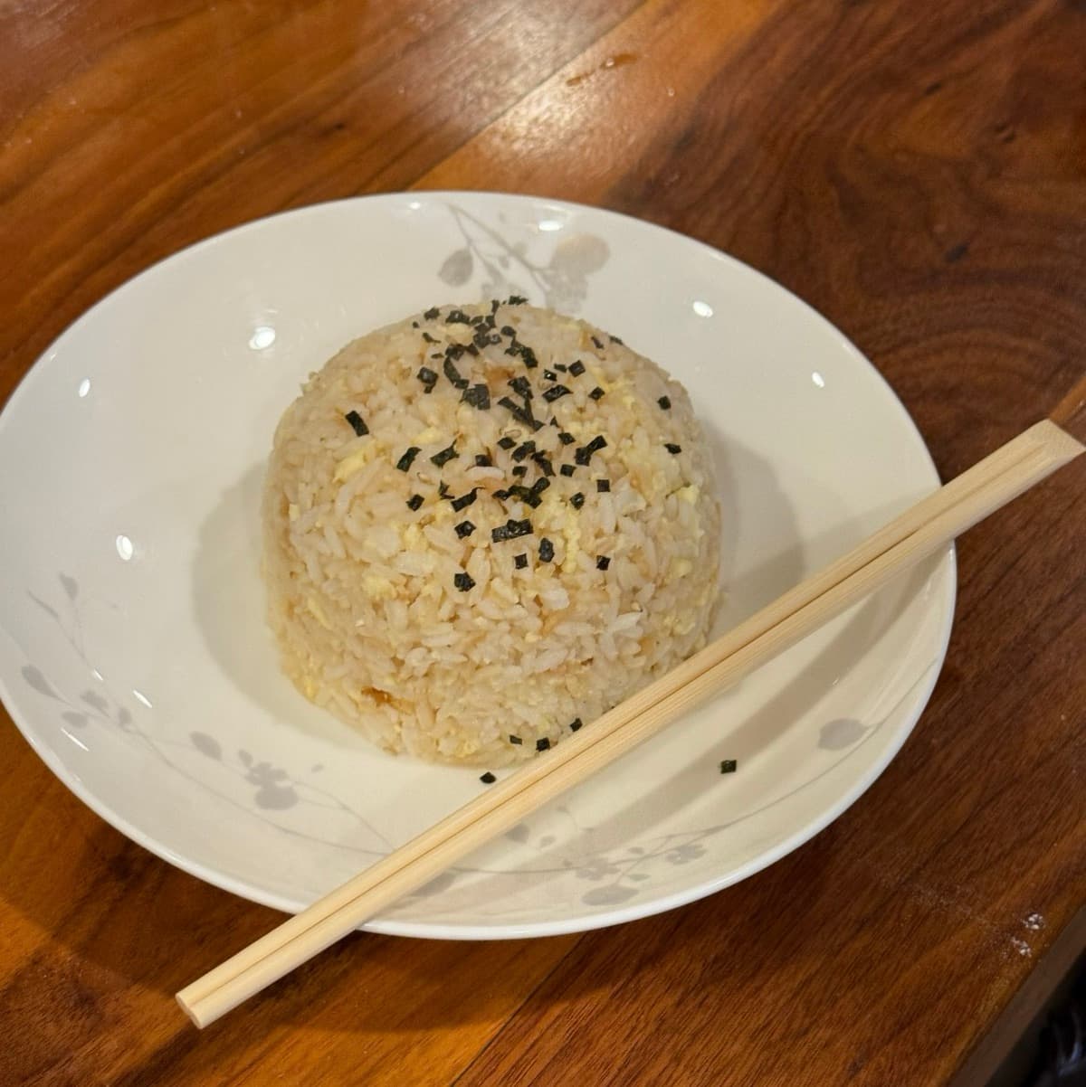 Simple Garlic Egg Fried Rice