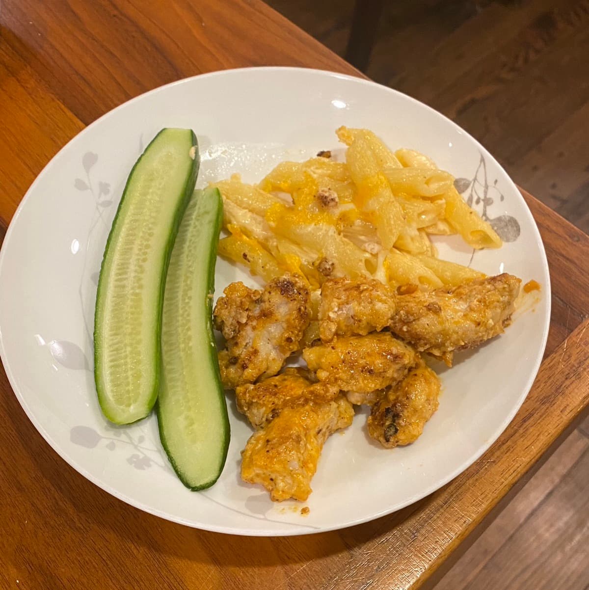 Buffalo Chicken Bites with Cheesy Penne and Fresh Cucumber