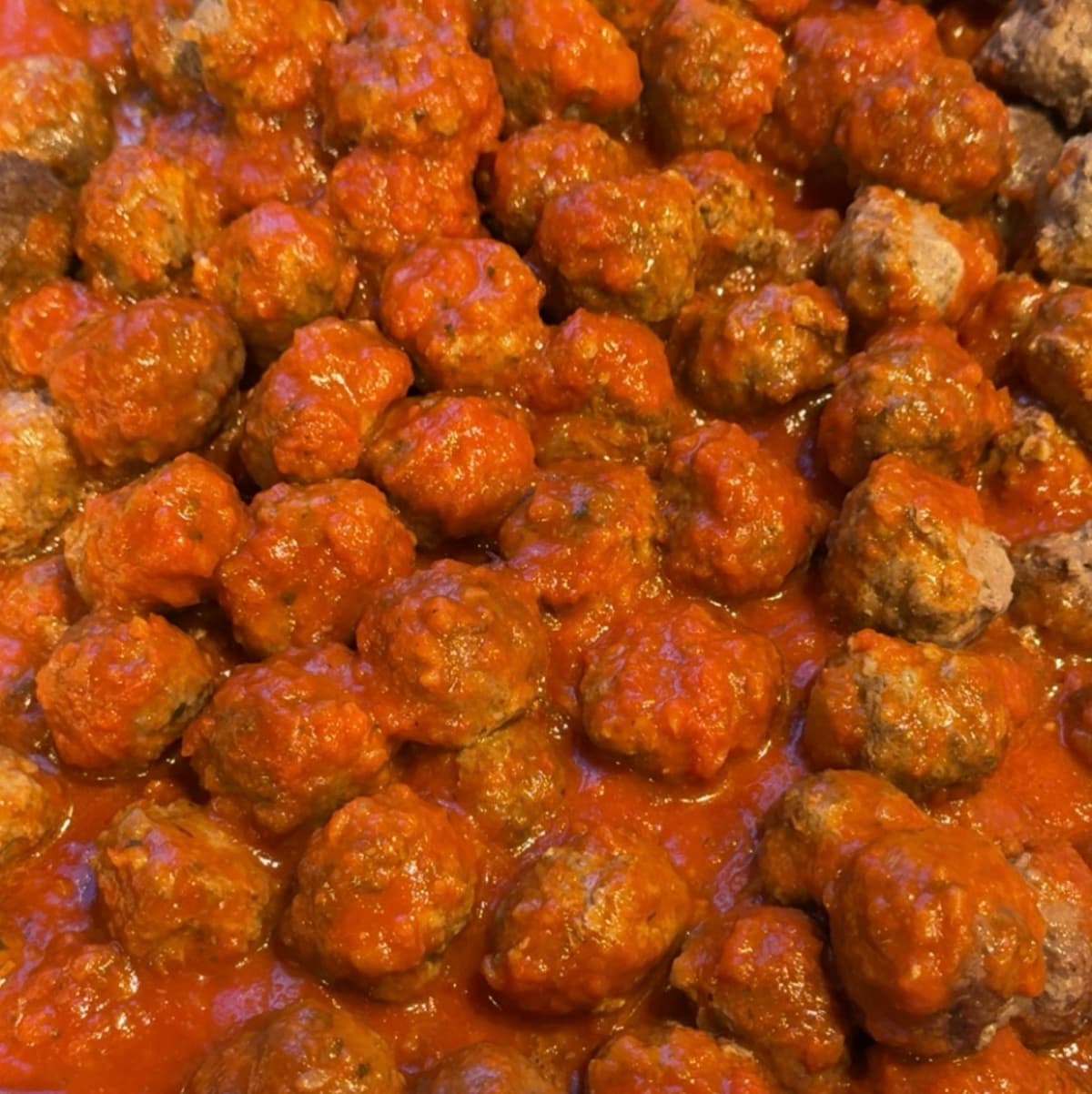 Italian-Style Meatballs in Tomato Sauce