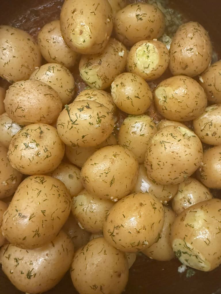 Buttery Garlic-Dill Baby Potatoes