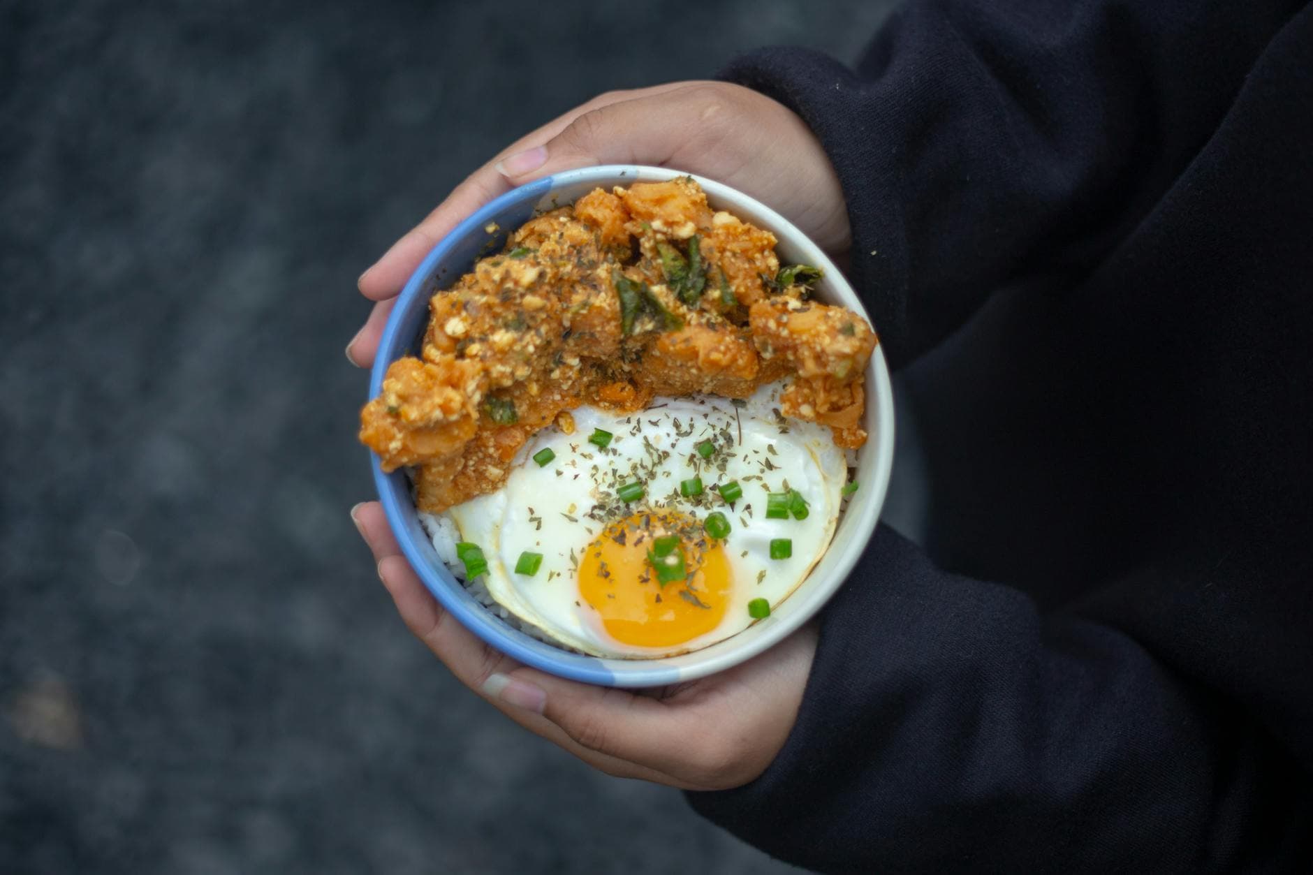 Crispy Basil Chicken with Rice & Egg